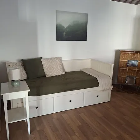 Edith-maria Apartment *